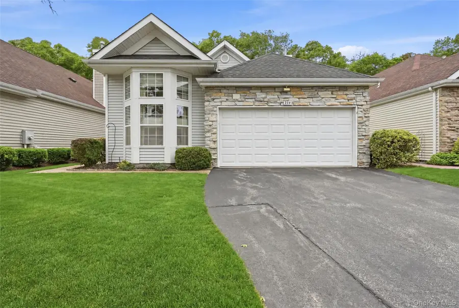 544 Leisure Drive, Ridge, NY 11961 - #2