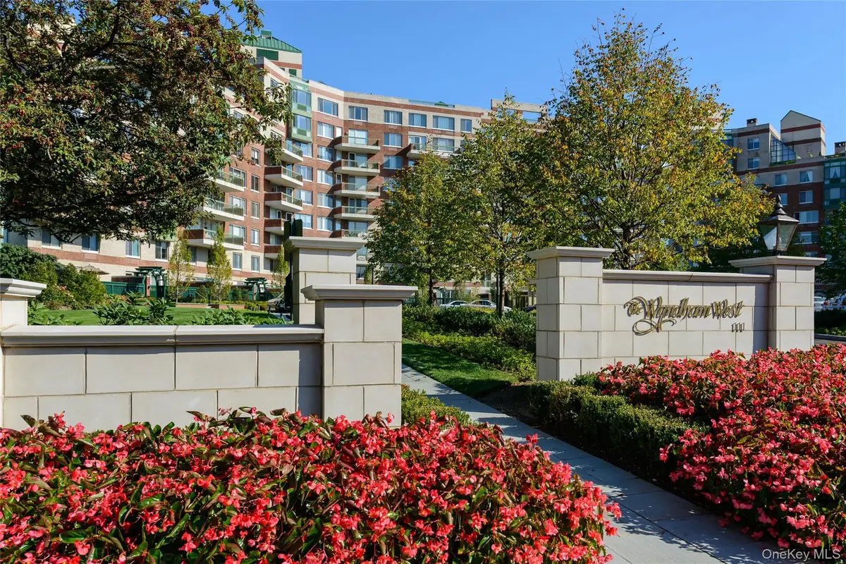 111 Cherry Valley Avenue #304, Garden City, NY 11530 - #1