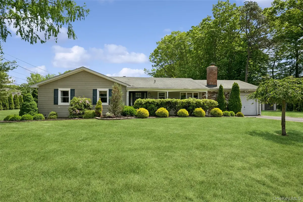 23 Meroke Lane, Rocky Point, NY 11778 - #1