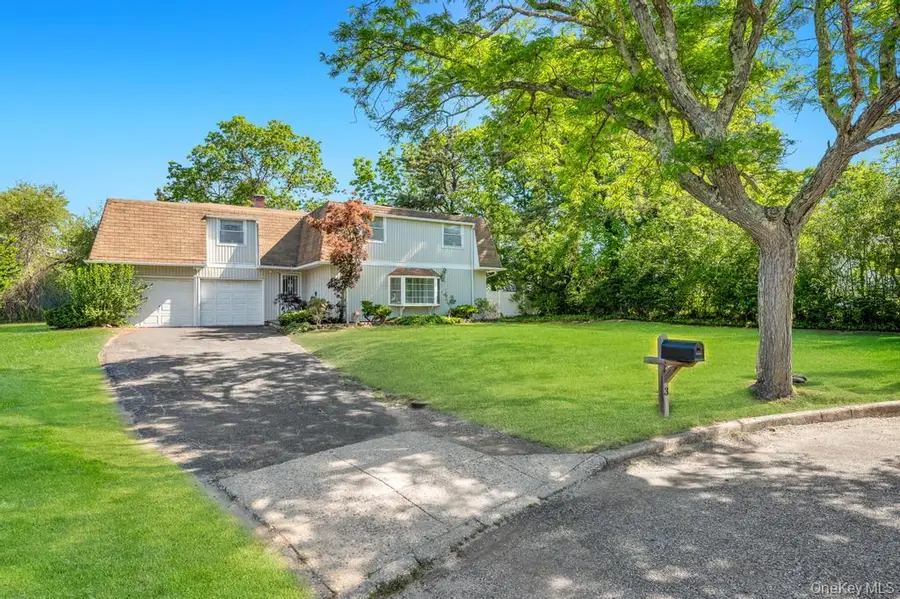 3 Sugar Pine Circle, Medford, NY 11763 - #2