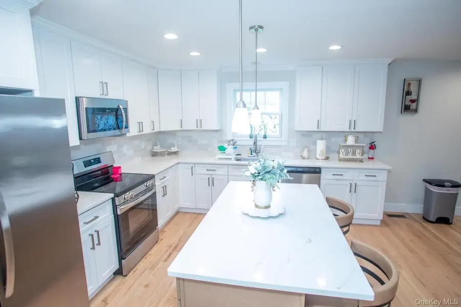 9 Okane Street, Central Islip, NY 11722 - #3
