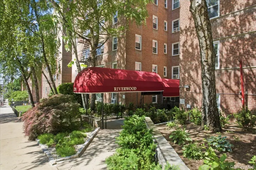 279 N Broadway #8R, Yonkers, NY 10701 - #2