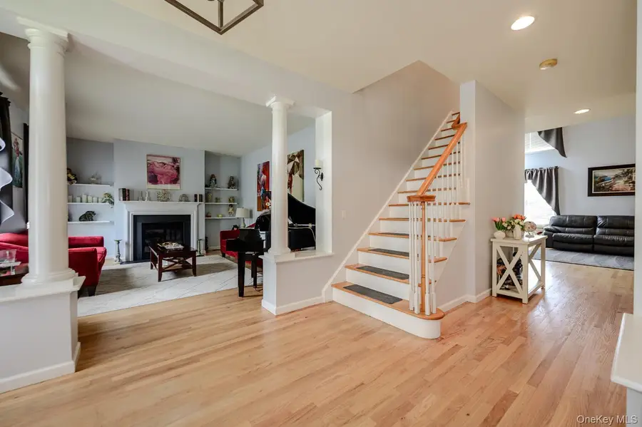 9 Poplar Street, Hopewell Junction, NY 12533 - #3