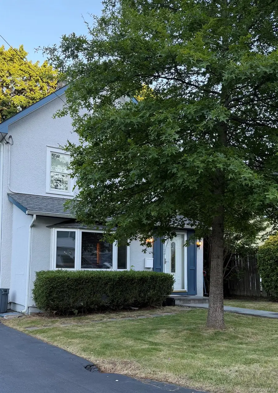 81 Summers Street, Oyster Bay, NY 11771 - #2