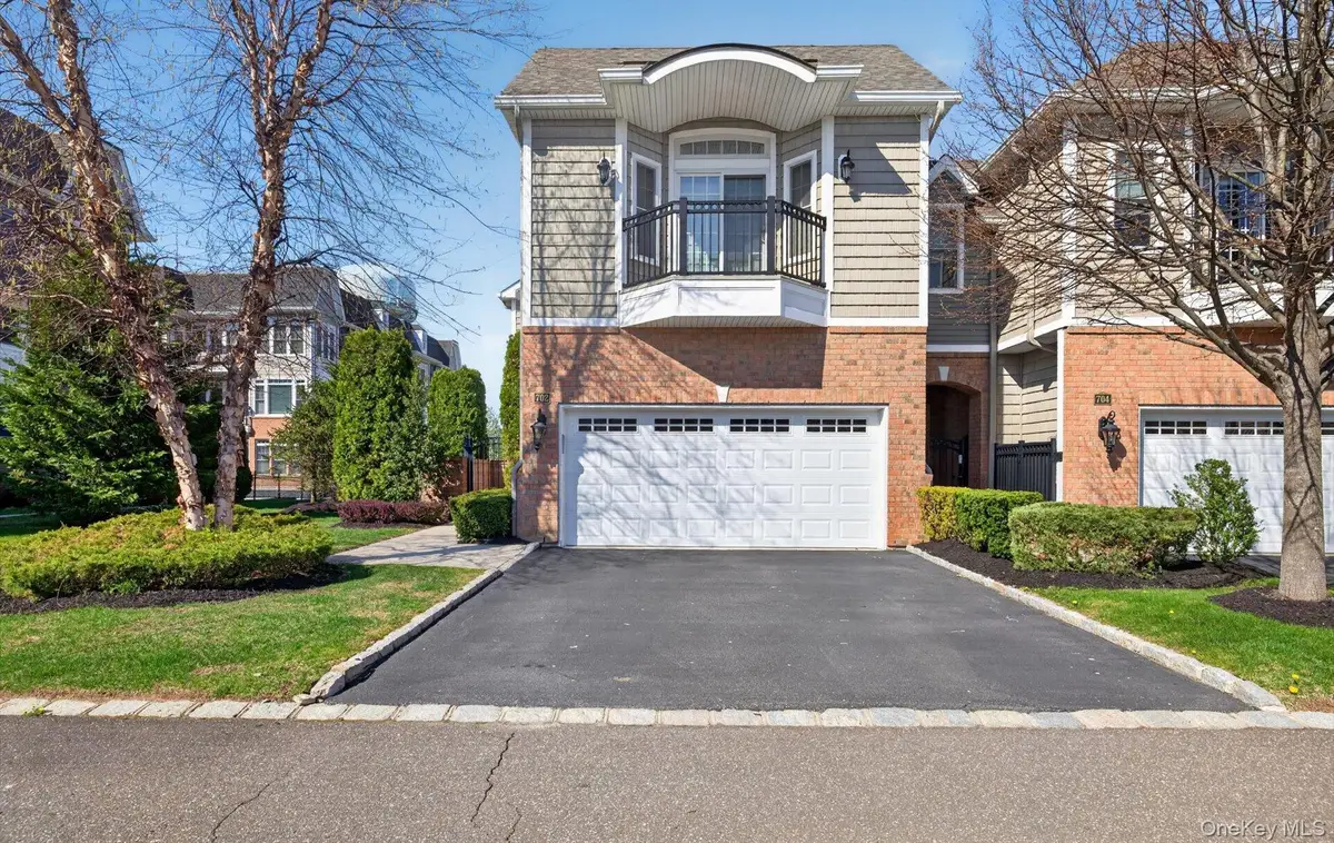 702 Equestrian Way, Westbury, NY 11590 - #1