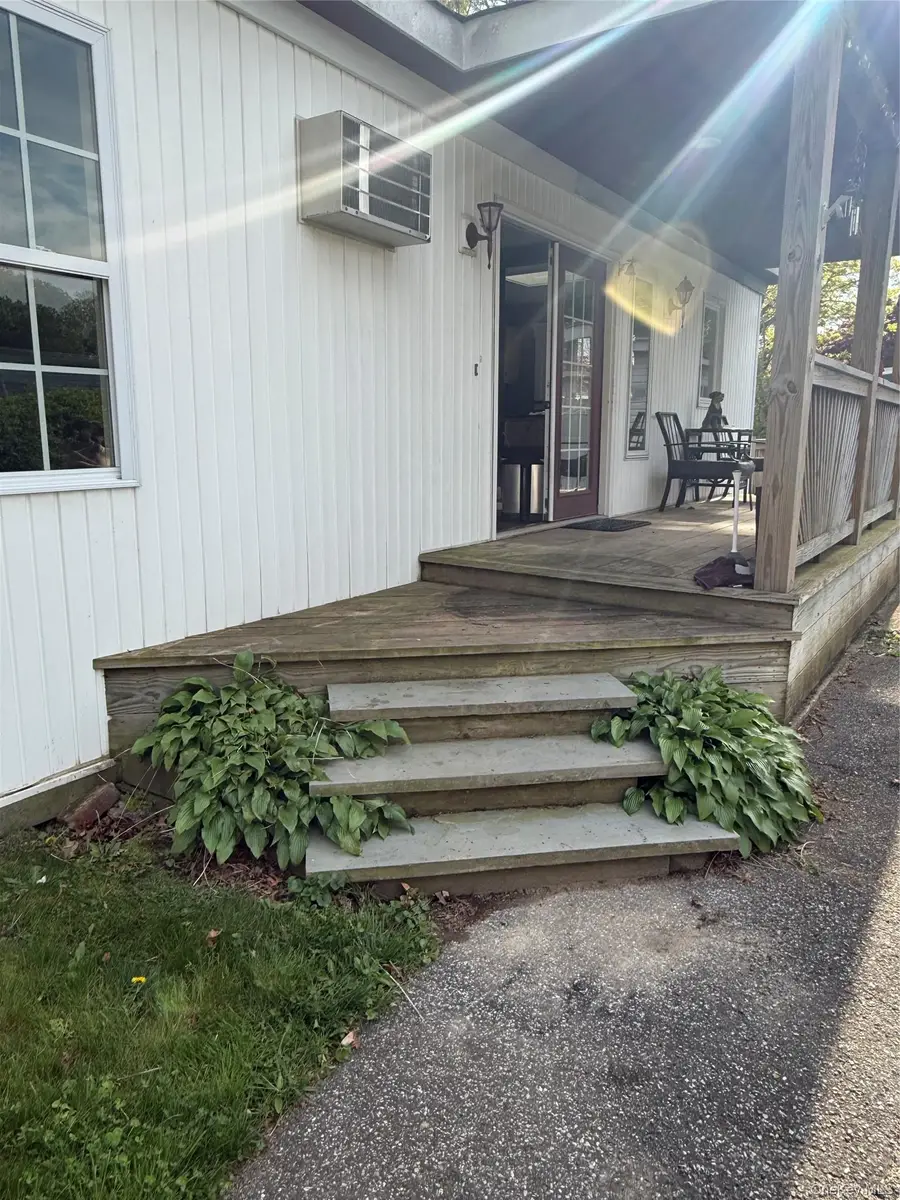 18 Periwinkle, Bohemia, NY 11716 - #2