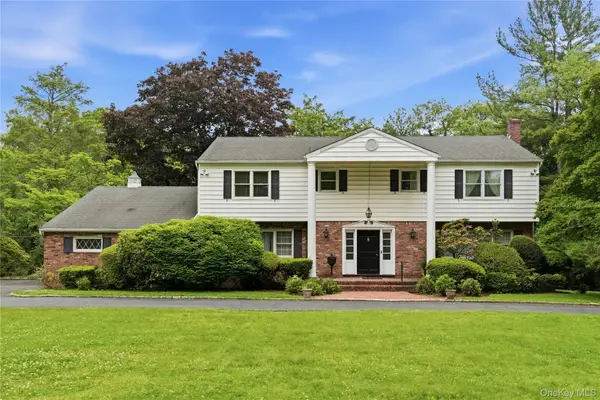 14 Oak Lane, Old Brookville, NY 11545