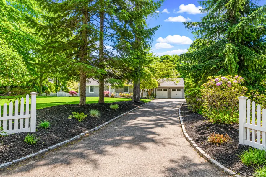 30 Landing Meadow Road, Smithtown, NY 11787 - #2