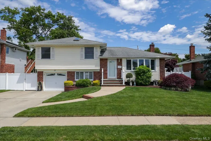 11 Damin Drive, Farmingdale, NY 11735 - #2