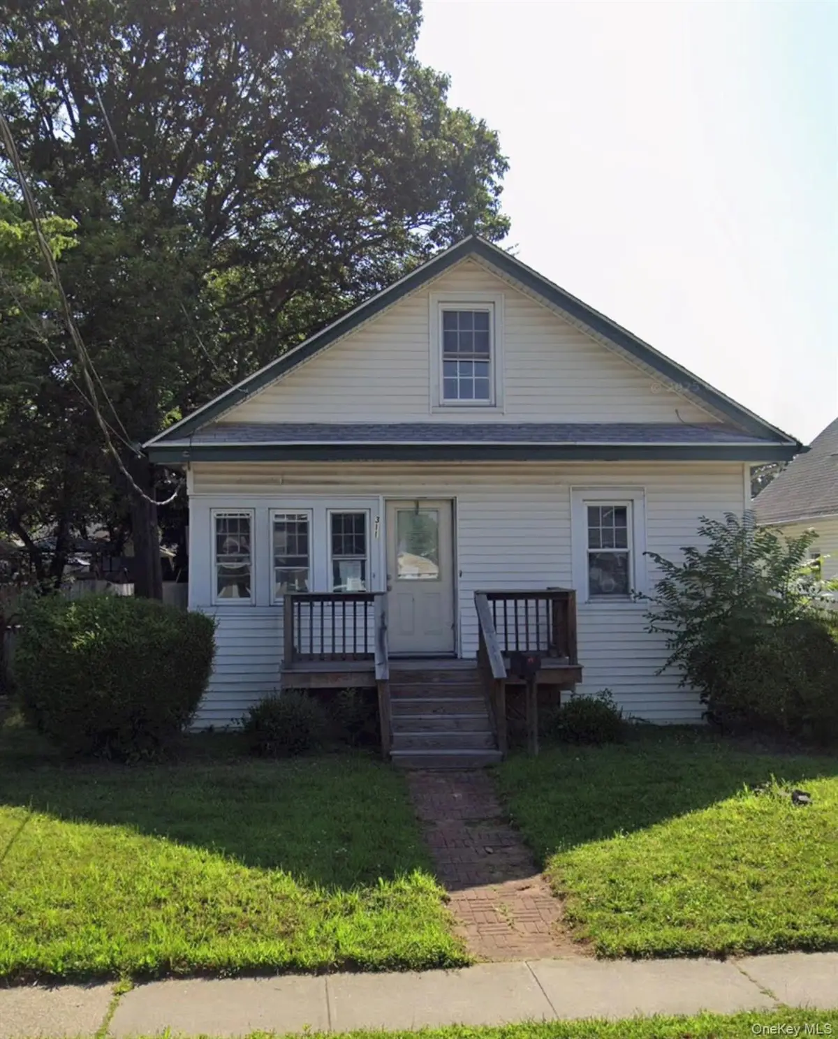 311 Park Avenue, Freeport, NY 11520 - #1