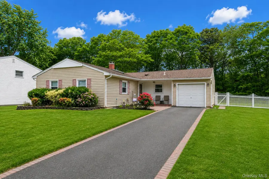 154 Spiral Road, Holtsville, NY 11742 - #3