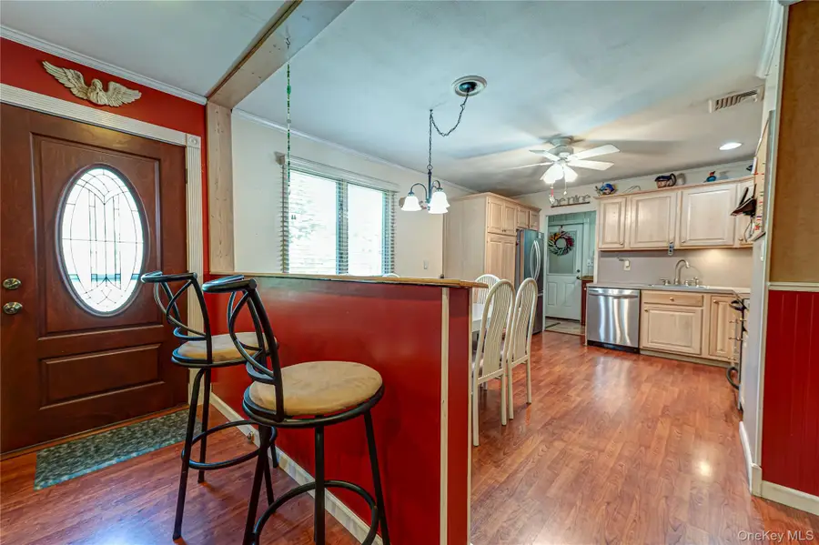 22 Vine Street, Centereach, NY 11720 - #3