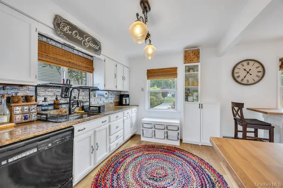8 Lilac Lane, Levittown, NY 11756 - #3