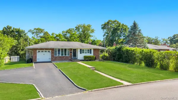 3 Bayberry Drive, Saint James, NY 11780