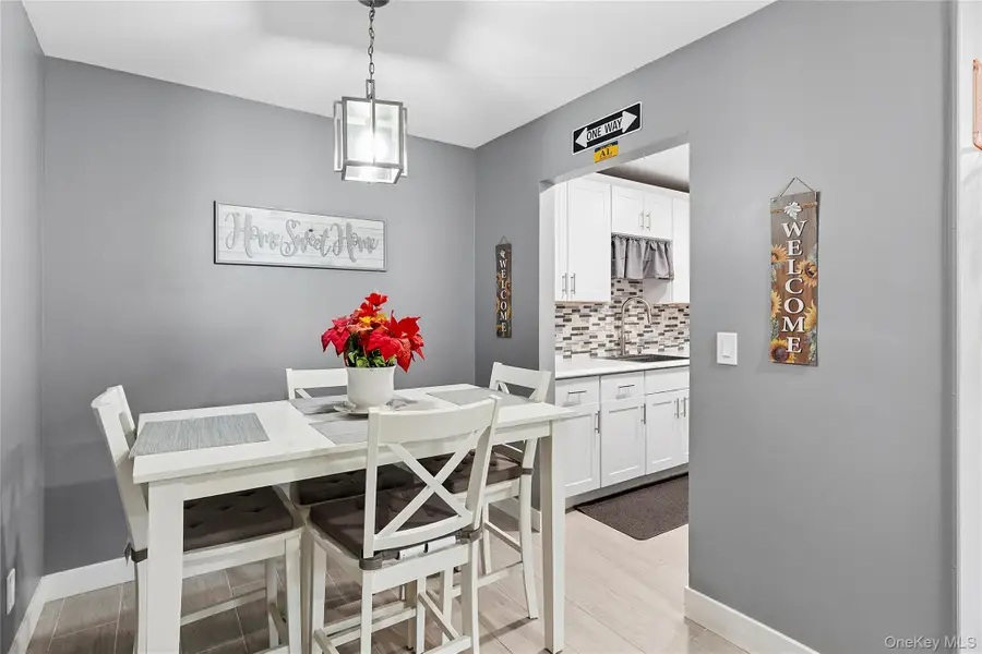 41 Richmond Boulevard #2B, Ronkonkoma, NY 11779 - #2