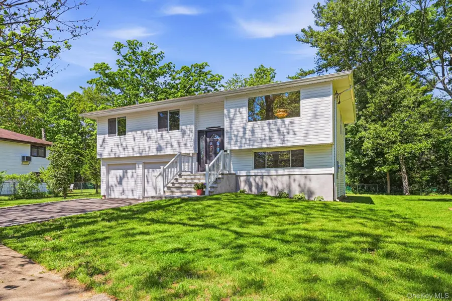 155 Brooklyn Avenue, Huntington, NY 11743 - #3