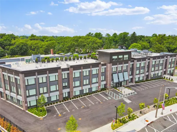218 Middle Neck Road #213, Great Neck, NY 11021