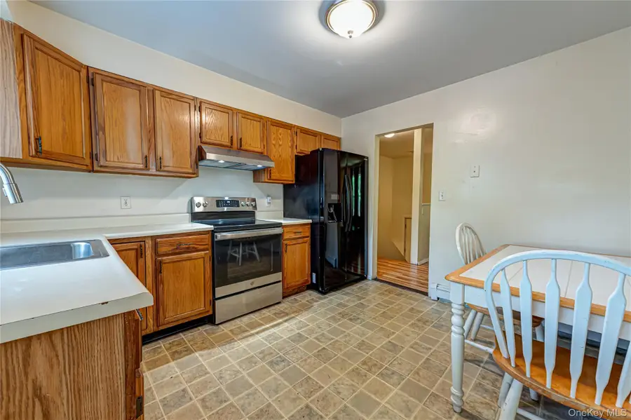 34 Robert Street, Mastic, NY 11950 - #3