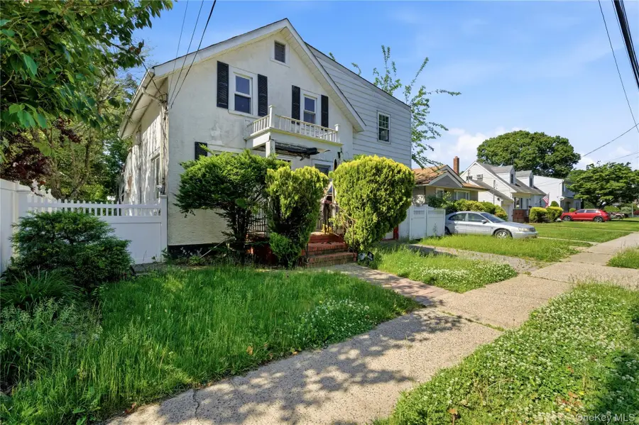 606 Irene Street, South Hempstead, NY 11550 - #2