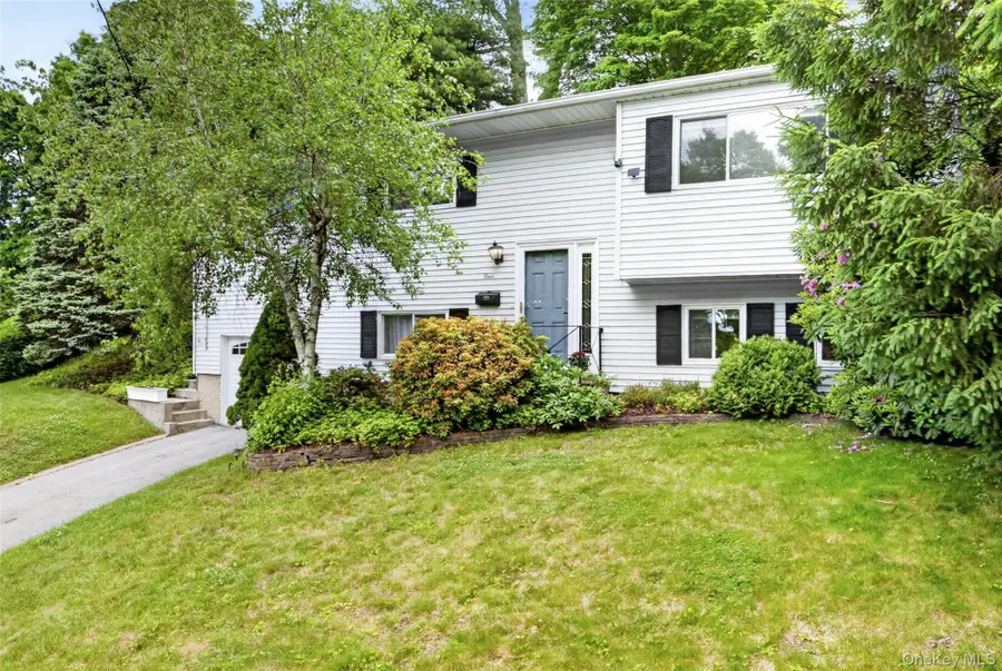 4 Pamela Lane, Valhalla, NY 10595 - #2