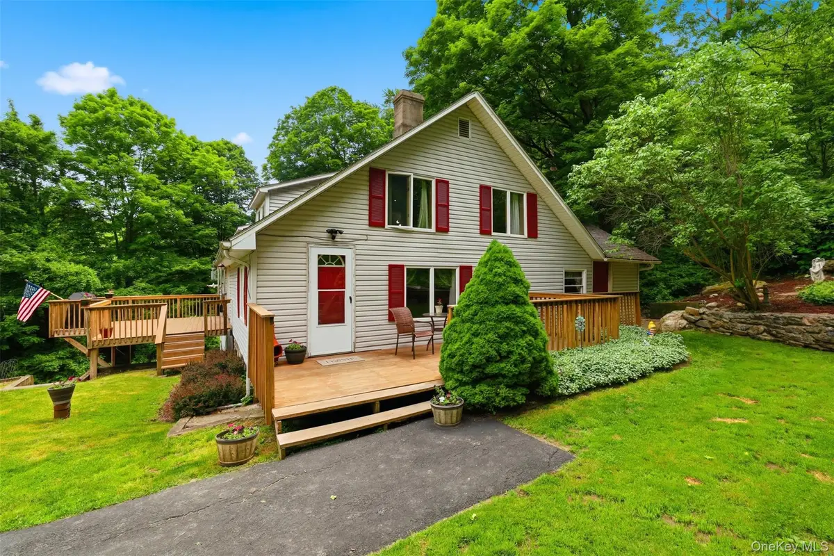 236 Hosner Mountain Road, Hopewell Junction, NY 12533 - #1