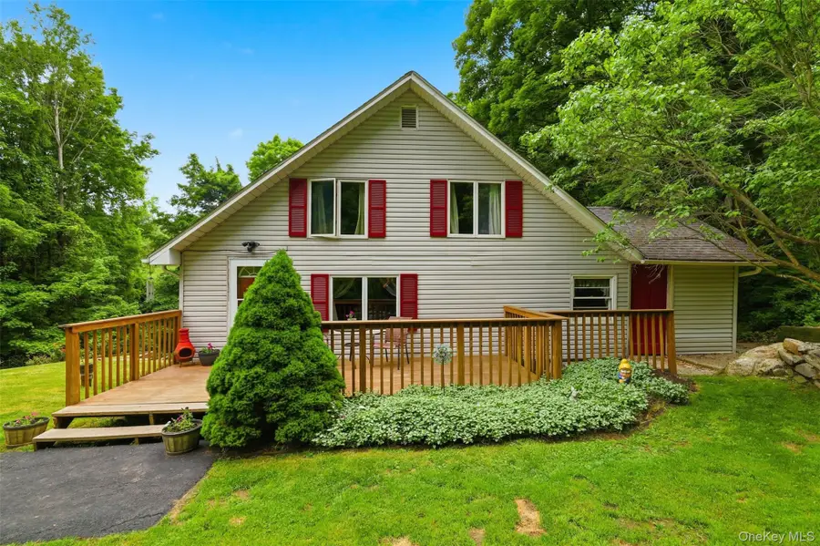 236 Hosner Mountain Road, Hopewell Junction, NY 12533 - #2