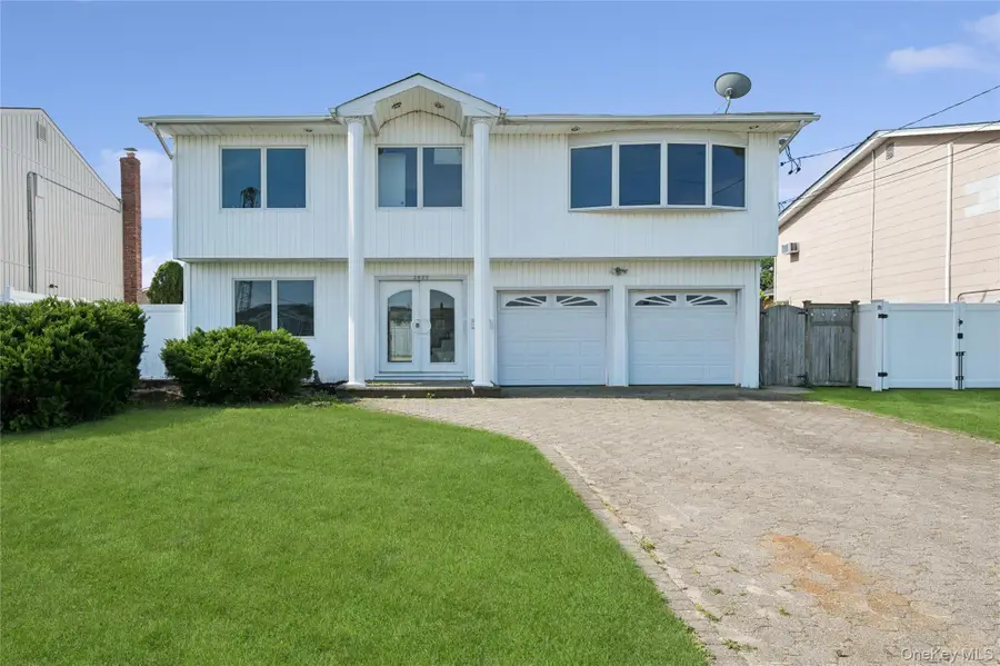 2625 Riverside Drive, Wantagh, NY 11793 - #2
