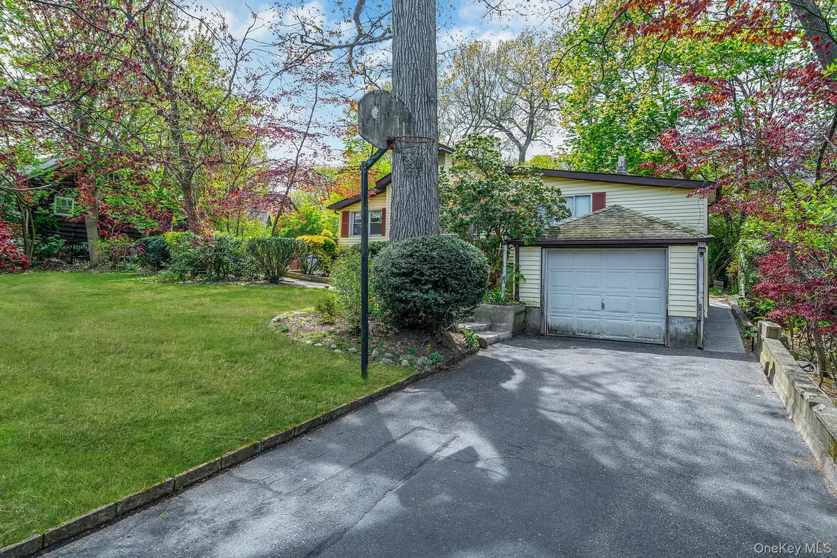 18 Houghton Boulevard, Stony Brook, NY 11790 - #1