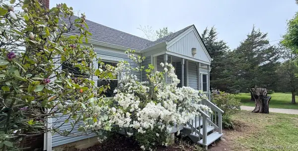 6900 Main Bayview Road, Southold, NY 11971
