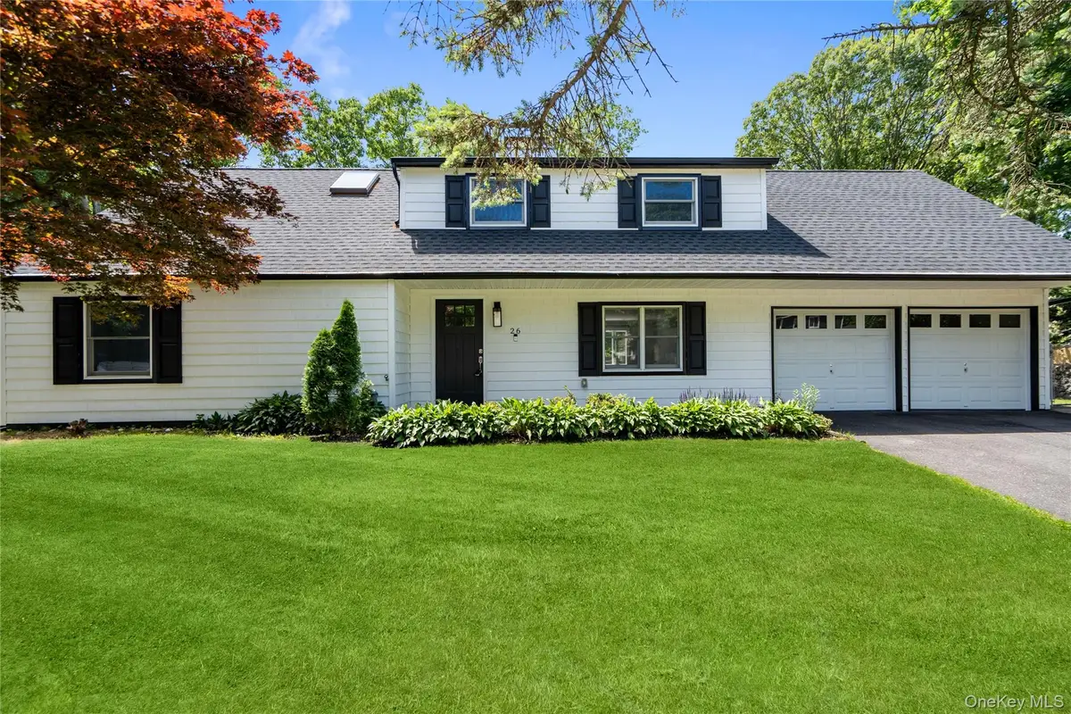 26 Halfcircle Drive, Holbrook, NY 11741 - #1