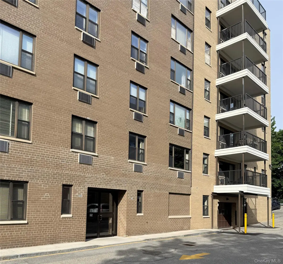 25 Stewart Place #214, Mount Kisco, NY 10549 - #1