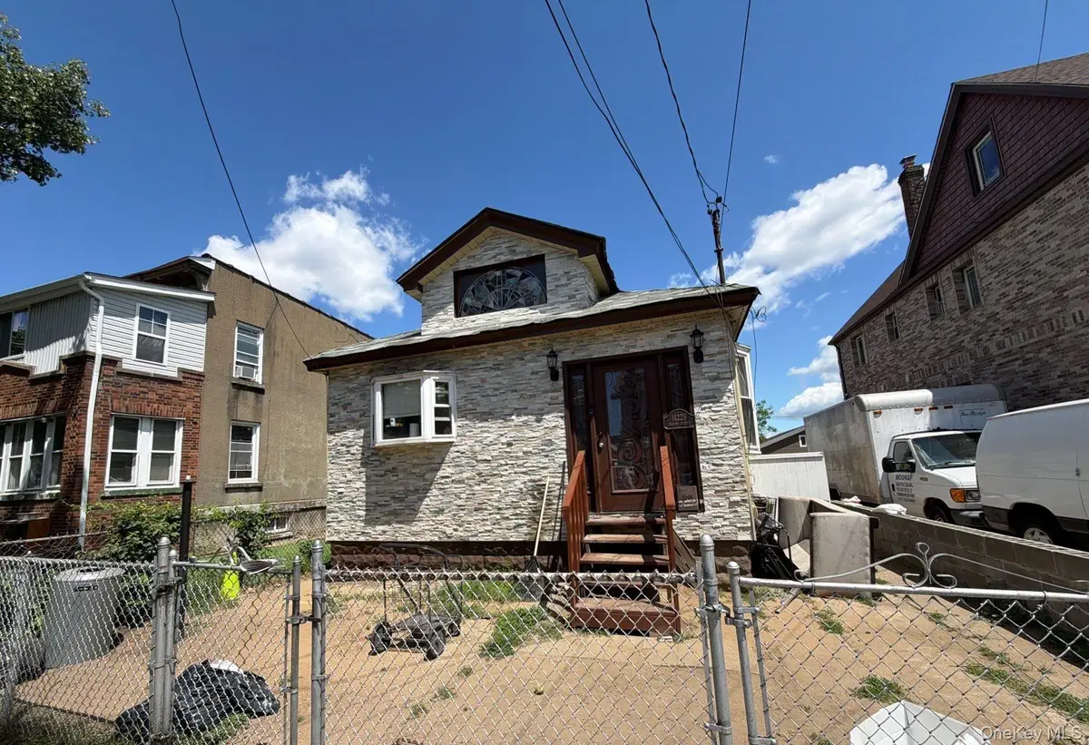 142-25 Bascom Avenue, Jamaica, NY 11436 - #1