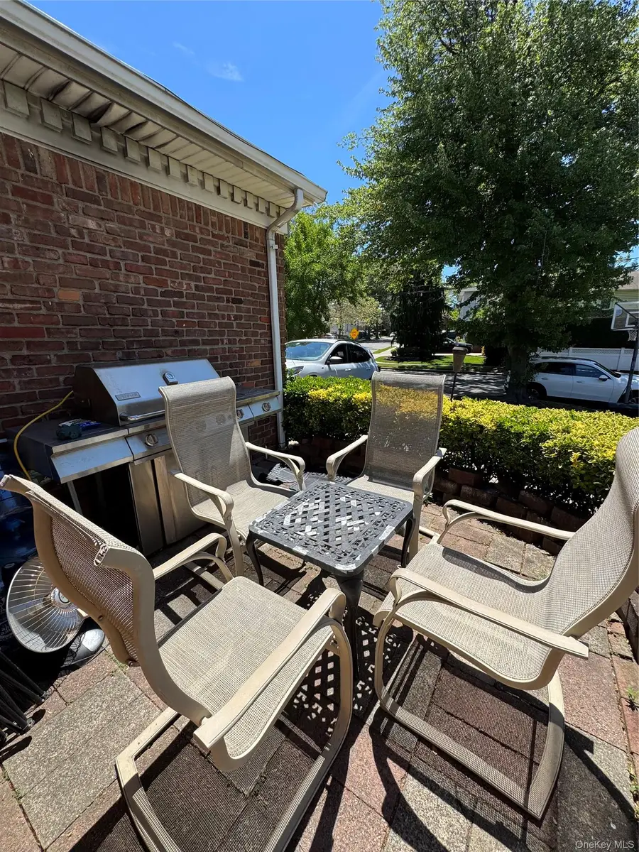 1498 Kew Avenue, Hewlett, NY 11557 - #2