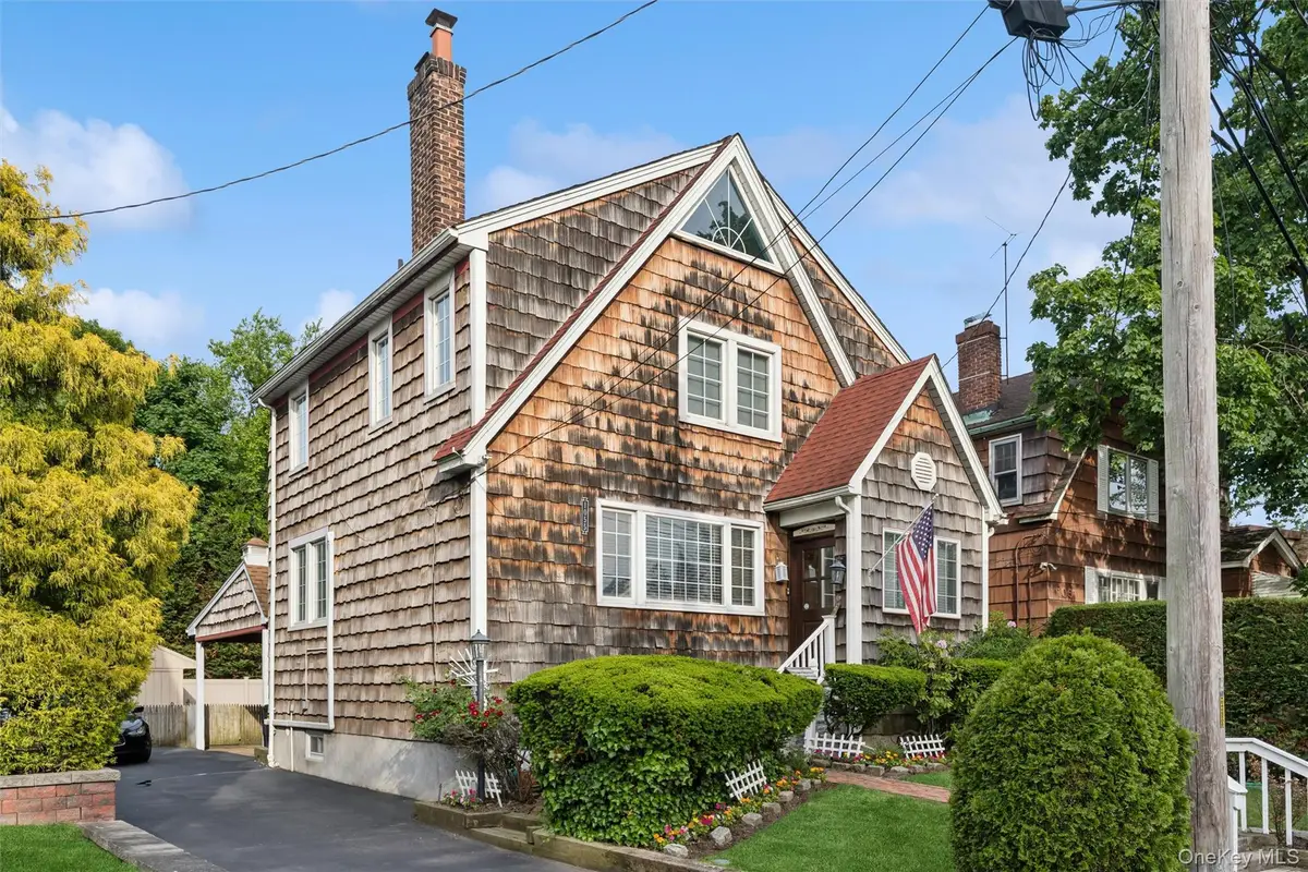 1055 Stanton Avenue, Woodmere, NY 11598 - #1