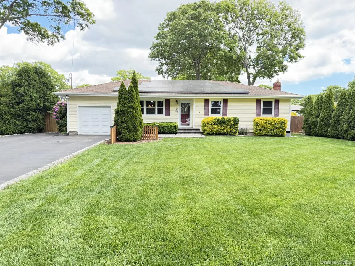 147 Hounslow Road, Shirley, NY 11967 - #1
