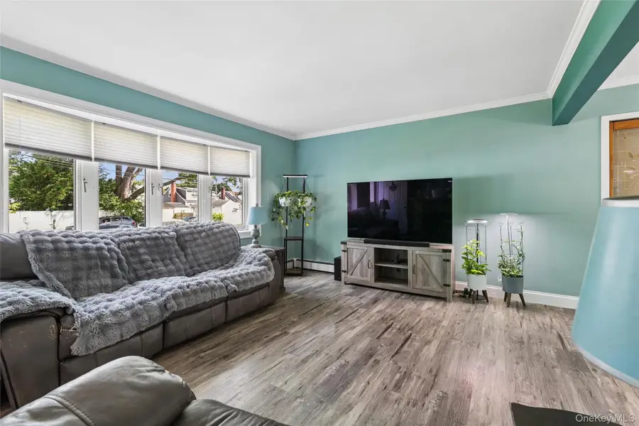 15 Willard Avenue, Farmingdale, NY 11735 - #2