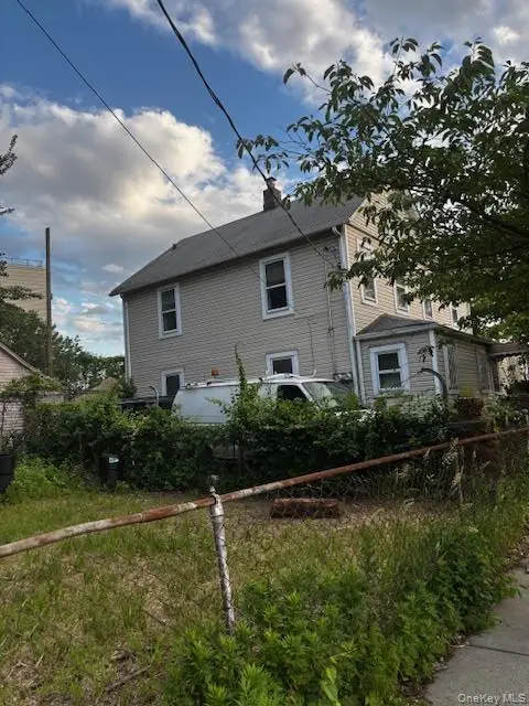 18502 Baisley Boulevard, Saint Albans, NY 11412 - #1