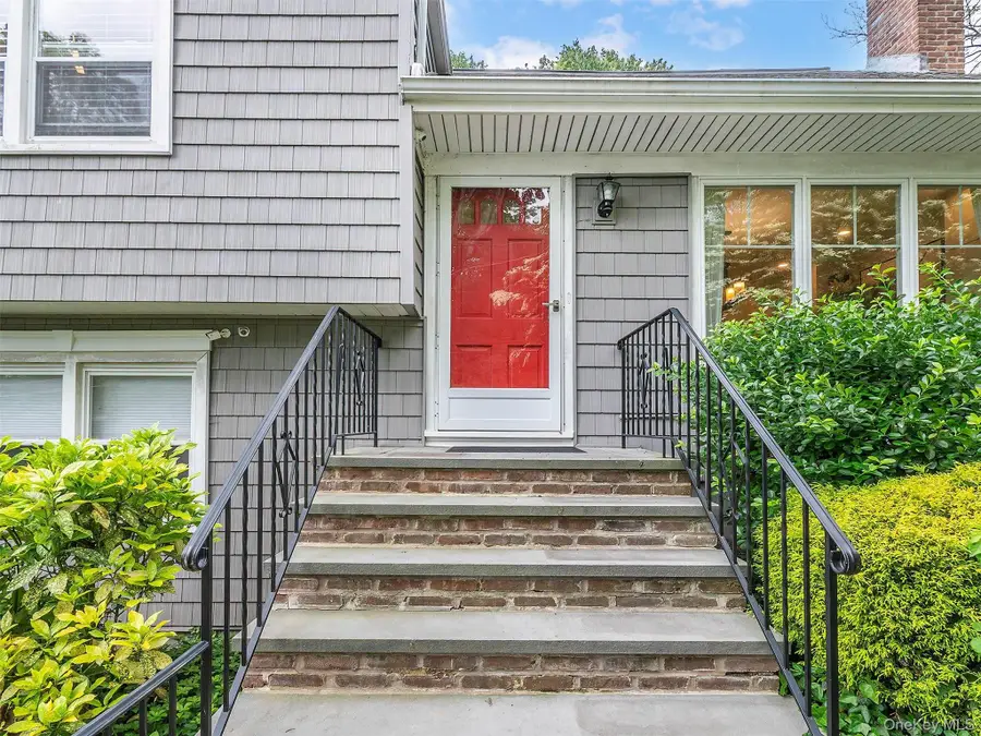 7 Cedar Lane, Glen Head, NY 11545 - #2