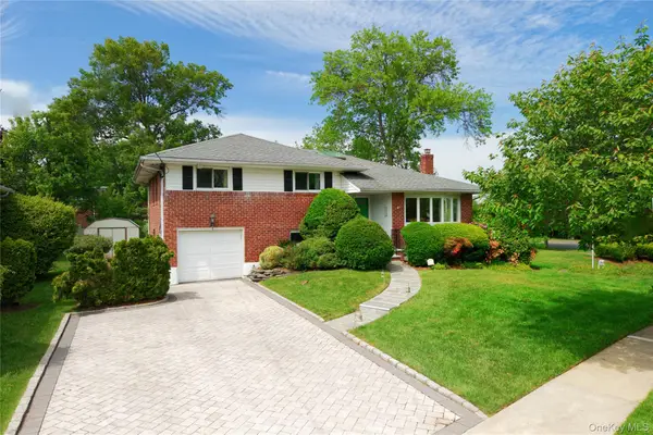 354 Terrace Avenue, Garden City, NY 11530