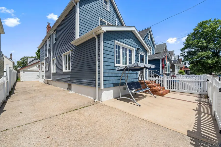 43 Dewitt Street, Valley Stream, NY 11580 - #3