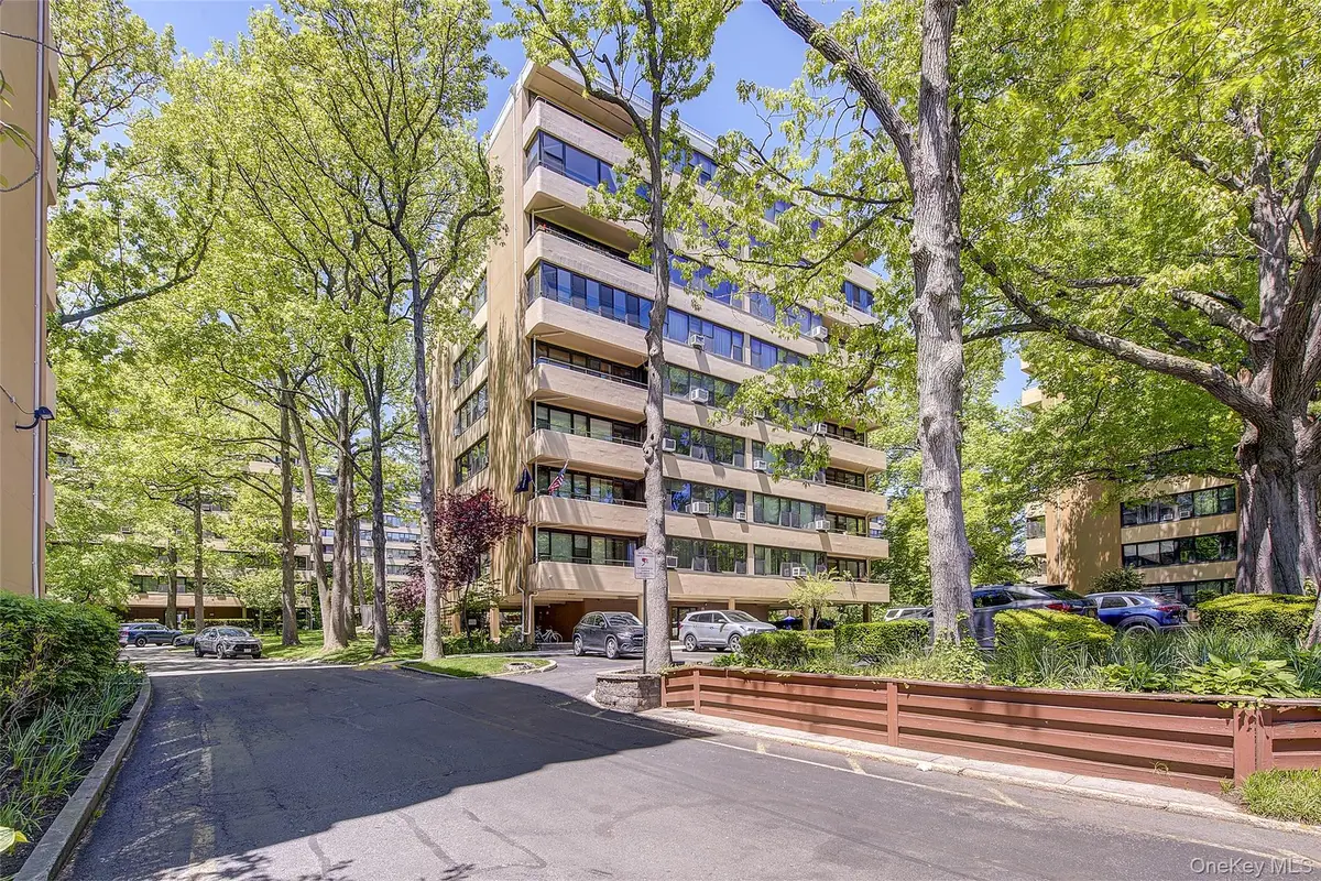 10-10 166th Street #5D, Whitestone, NY 11357 - #1