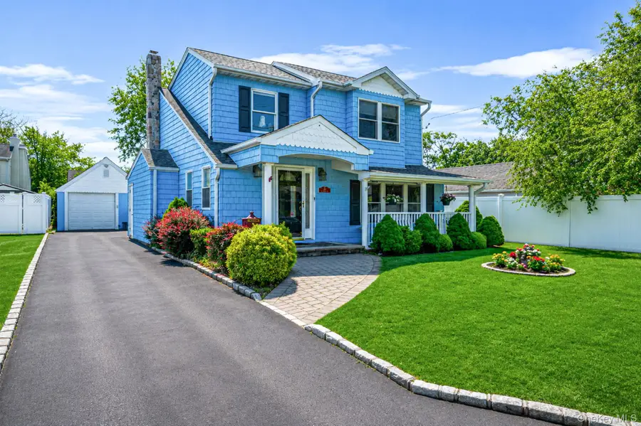 61 N Ocean Avenue, Islip, NY 11751 - #2