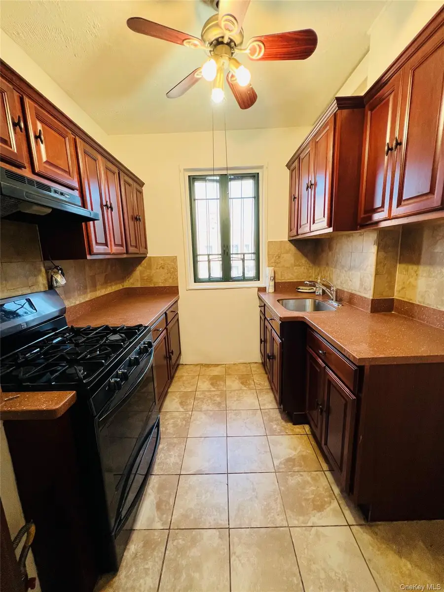 44 Metropolitan Oval #7C, Bronx, NY 10462 - #2