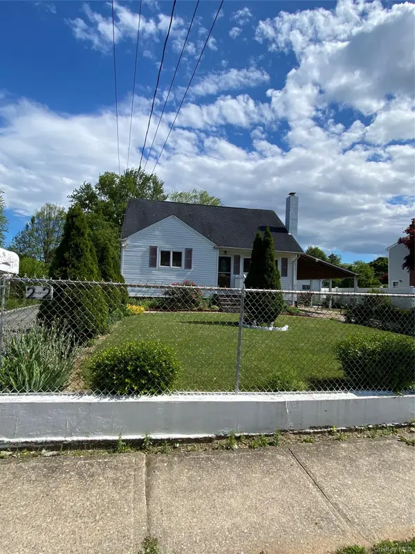 22 Montgomery Street, Brentwood, NY 11717