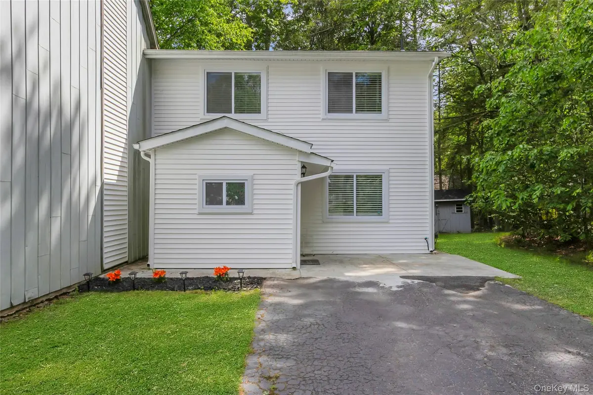 34 Elizabeth Way, Kiamesha Lake, NY 12751 - #1