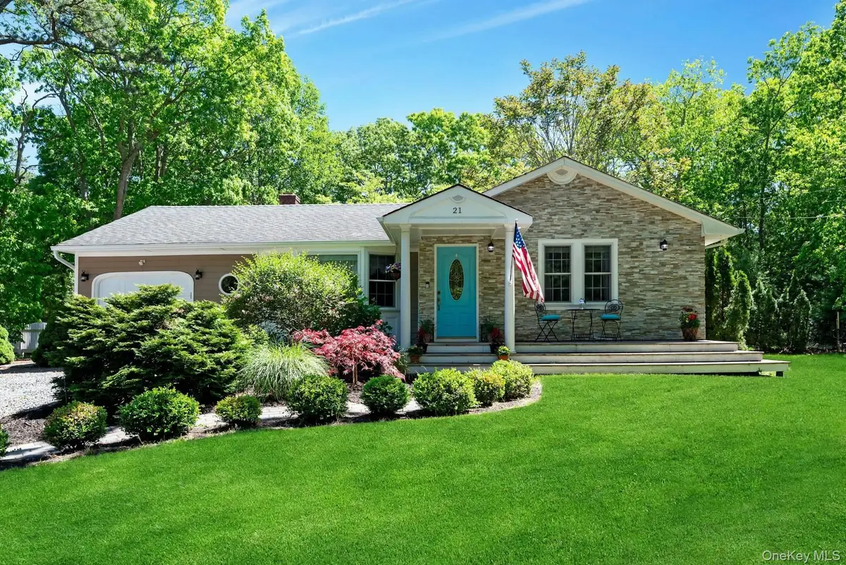 21 Jones Road, Hampton Bays, NY 11946 - #1