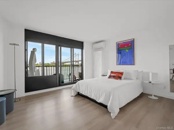 25-40 Shore Blvd, Astoria, NY 11020