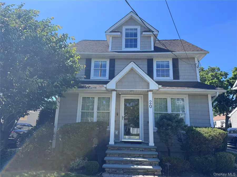 20 Woods Place, Rockville Centre, NY 11570 - #2