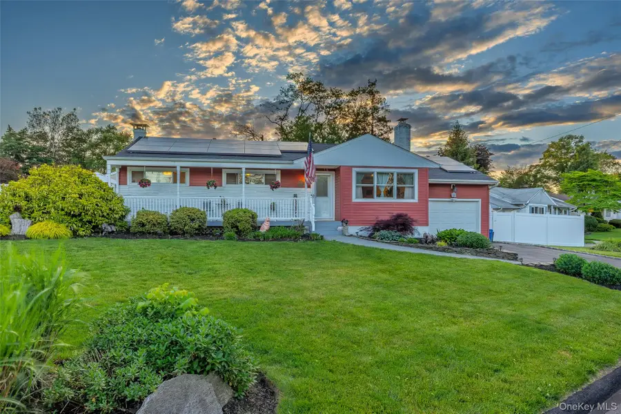 14 Mayo Avenue, Huntington, NY 11743 - #2