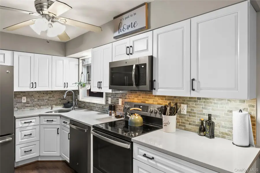14 Mayo Avenue, Huntington, NY 11743 - #3